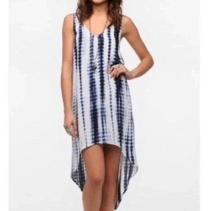 Staring at Stars Dress Small Blue Tie Dye Shift V Neck Hi Low Beachy Comfy Boho